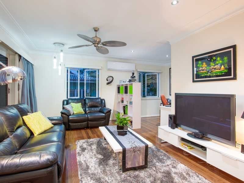 51 Wilgarning Street, Stafford Heights QLD 4053