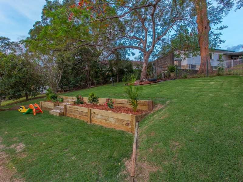 51 Wilgarning Street, Stafford Heights QLD 4053