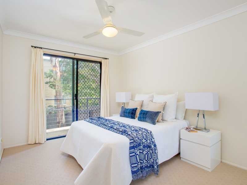 4/46 Scott Road, Herston QLD 4006