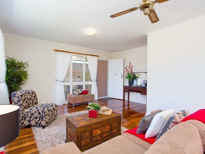 12 Besson Street, Stafford Heights QLD 4053