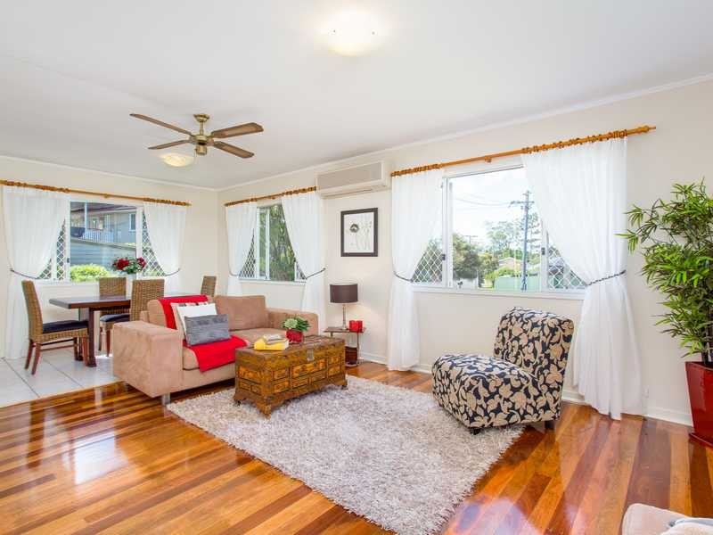 12 Besson Street, Stafford Heights QLD 4053