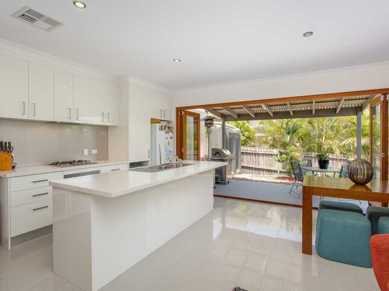 4/18A Emerald, Kedron QLD 4031