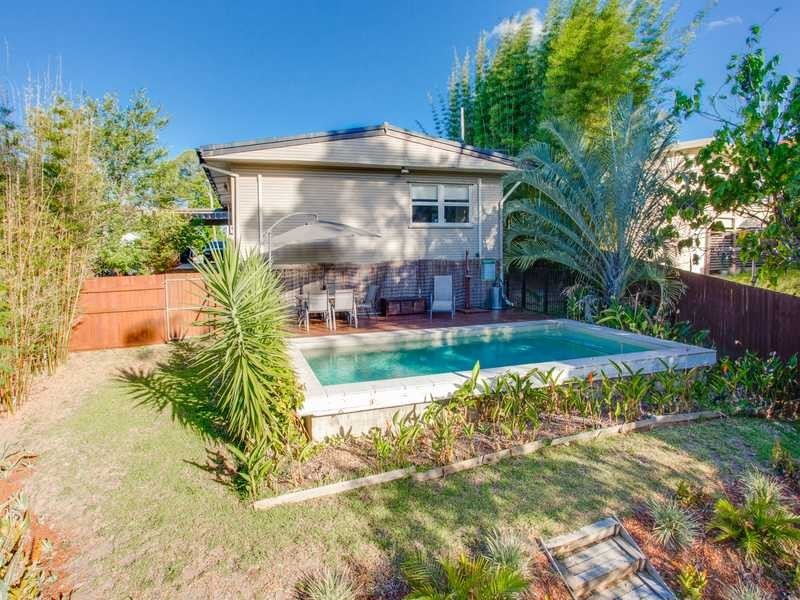 330 Webster Road, Stafford Heights QLD 4053