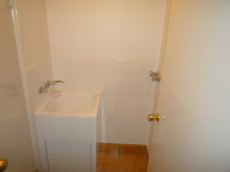 17/4 Cowlishaw Street, Newstead QLD 4006