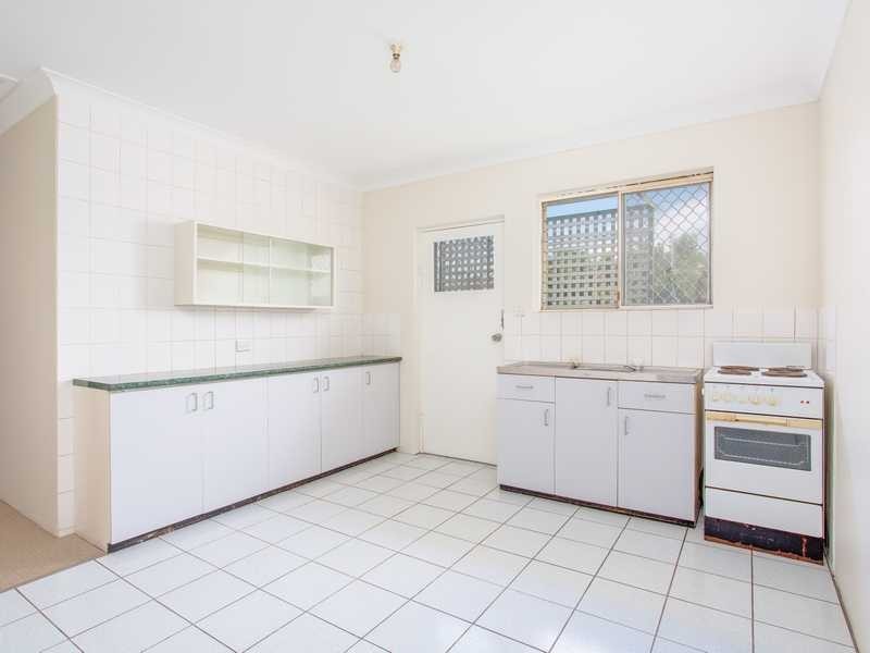 4/4 Lutana Street, Stafford QLD 4053