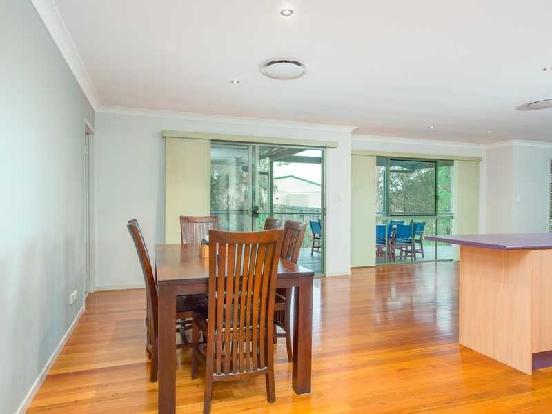 6 Ferndale Place, Upper Kedron QLD 4055