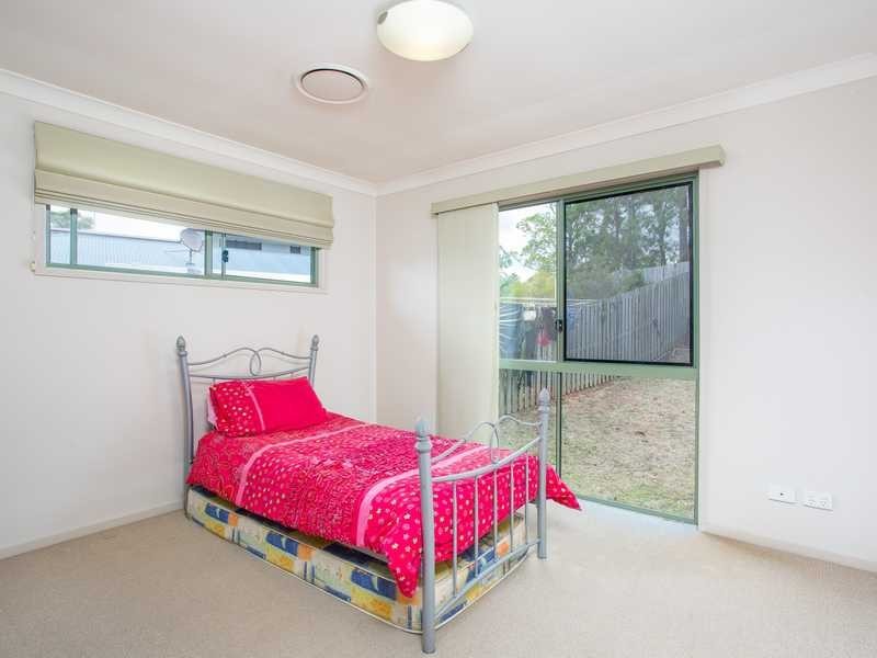 6 Ferndale Place, Upper Kedron QLD 4055