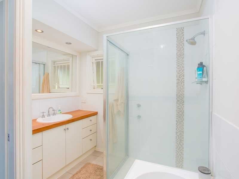 40 Wilgarning Street, Stafford Heights QLD 4053