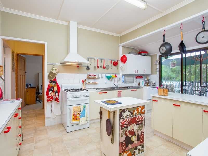 10 Graham Street, Alderley QLD 4051