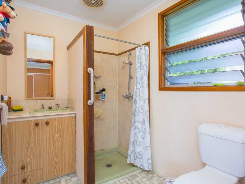 77 Woking Street, Keperra QLD 4054