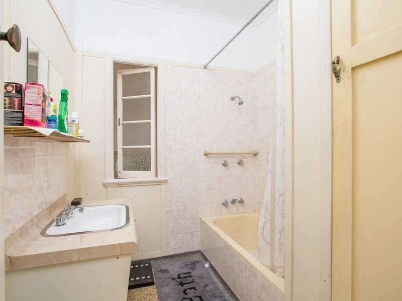 138 Khartoum Street, Gordon Park QLD 4031