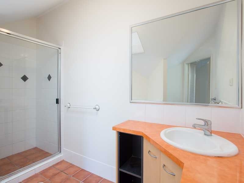 4/186 Butterfield Street, Herston QLD 4006