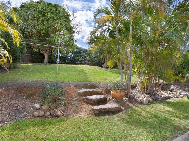 56 Falkirk Street, Stafford Heights QLD 4053