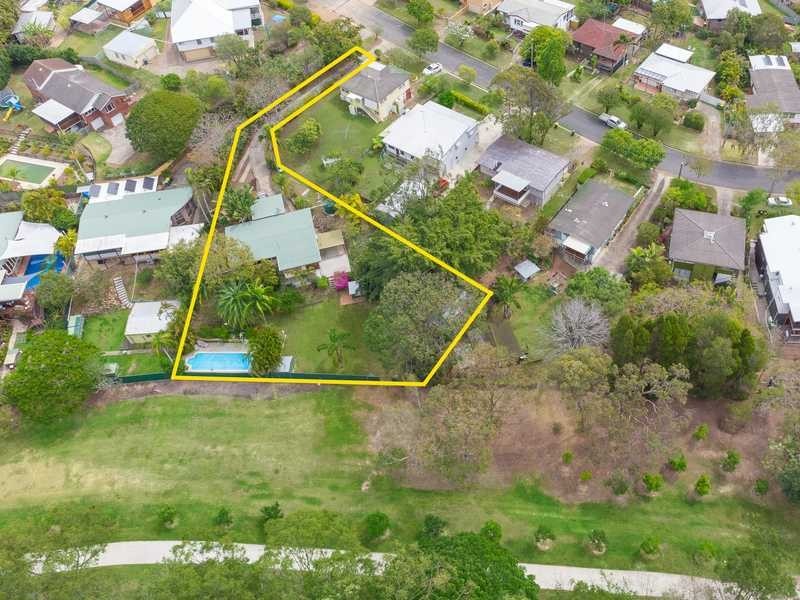 23 Heilbromm Street, Stafford Heights QLD 4053