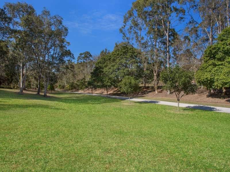 23 Heilbromm Street, Stafford Heights QLD 4053