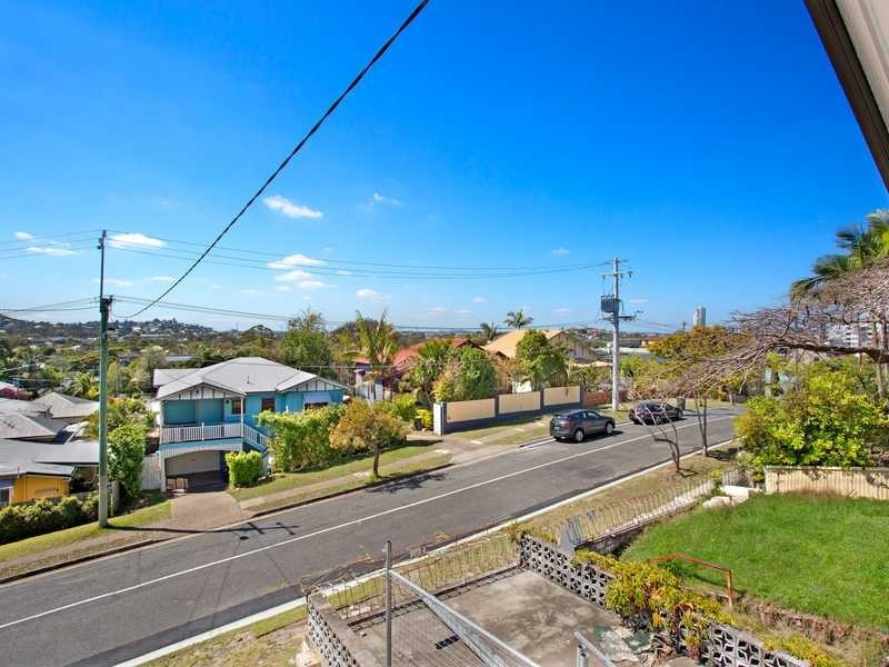 5 Hooker Street, Windsor QLD 4030