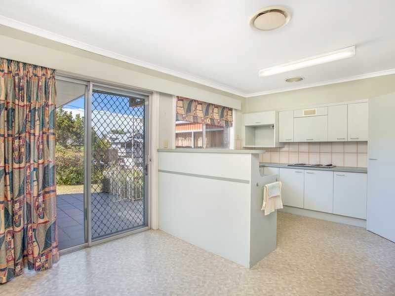 74 Somerset Road, Kedron QLD 4031