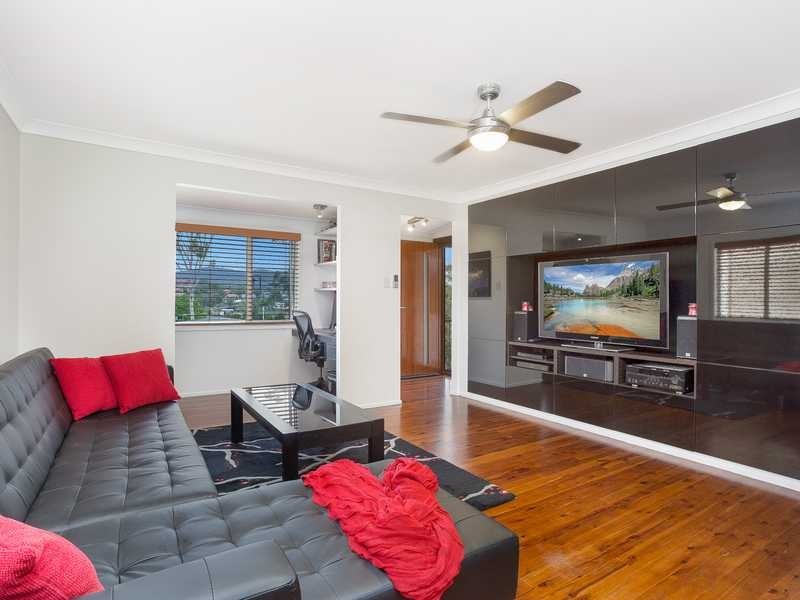 72 Olearia Street, Everton Hills QLD 4053