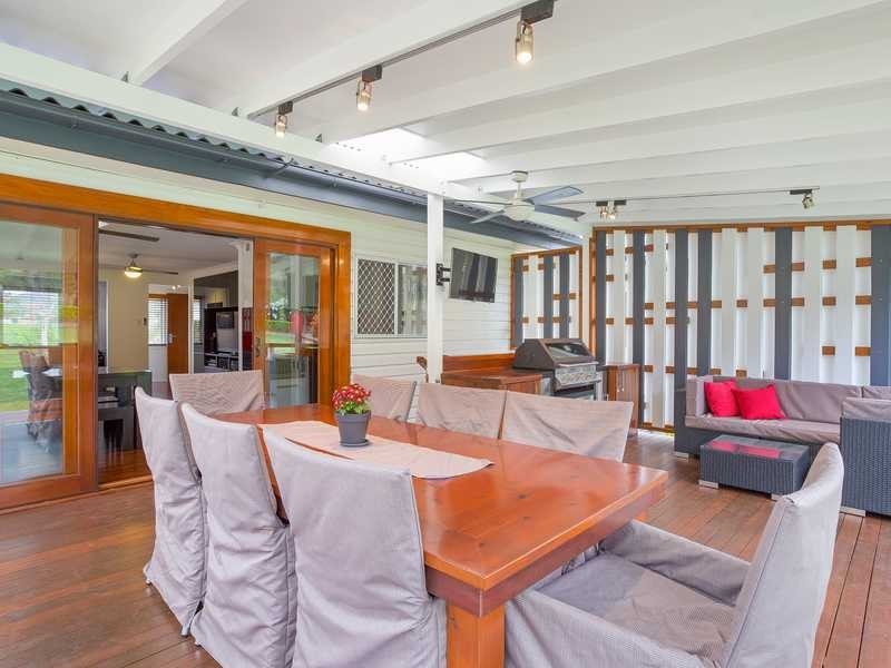 72 Olearia Street, Everton Hills QLD 4053