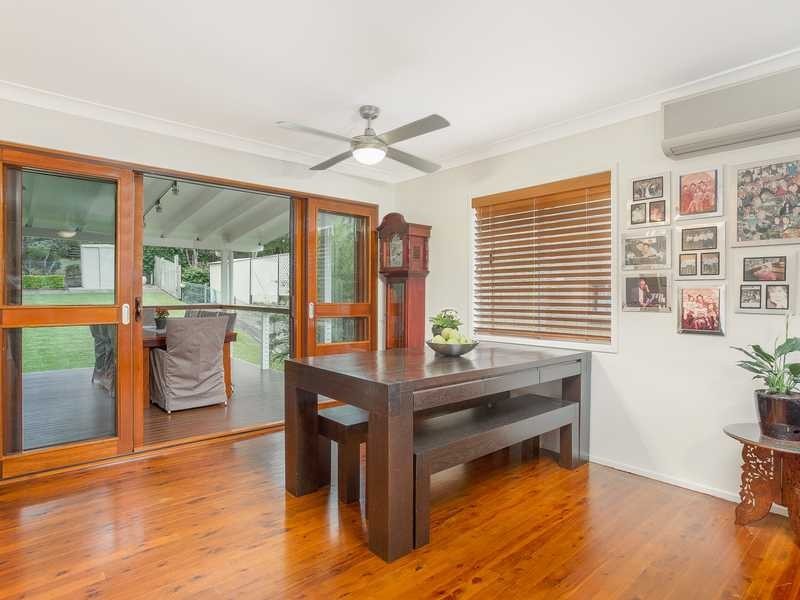 72 Olearia Street, Everton Hills QLD 4053