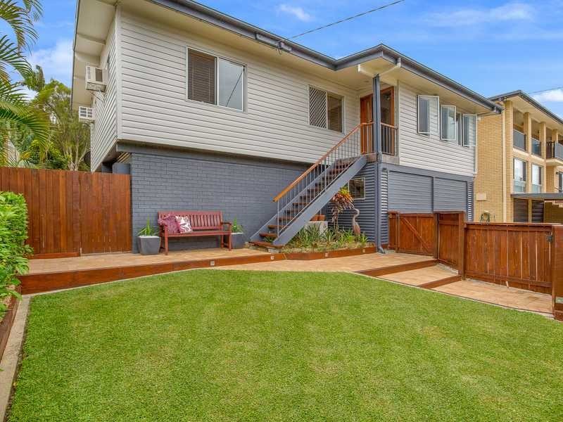 72 Olearia Street, Everton Hills QLD 4053