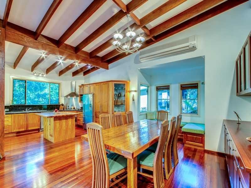 9 Nankin Street, Fig Tree Pocket QLD 4069