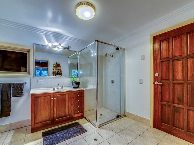 9 Nankin Street, Fig Tree Pocket QLD 4069