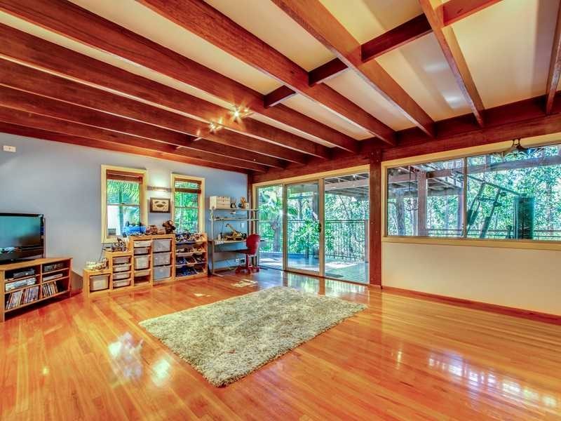 9 Nankin Street, Fig Tree Pocket QLD 4069
