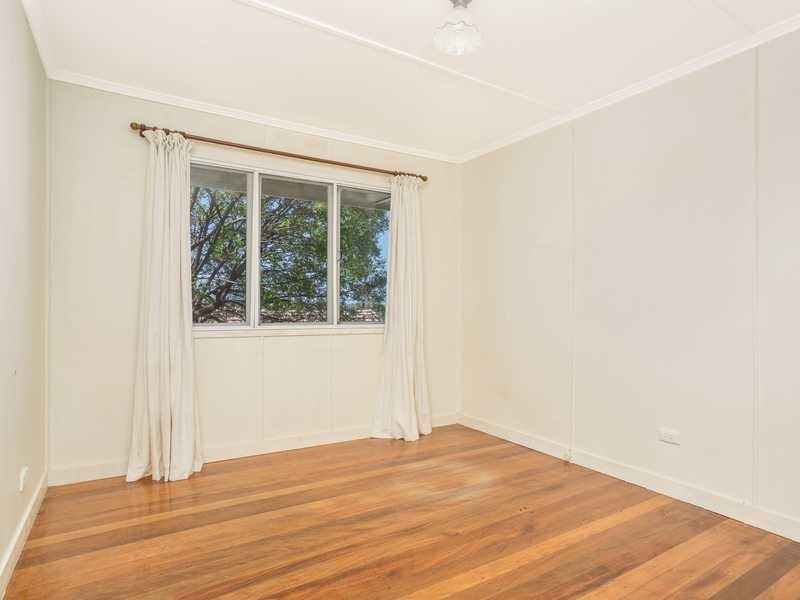 126 Farrant Street, Stafford Heights QLD 4053