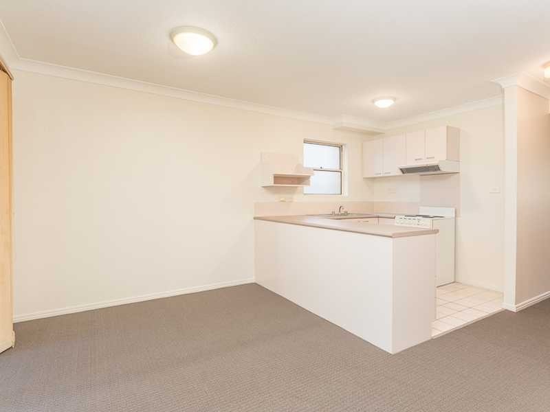 4/12 McGregor Ave, Lutwyche QLD 4030