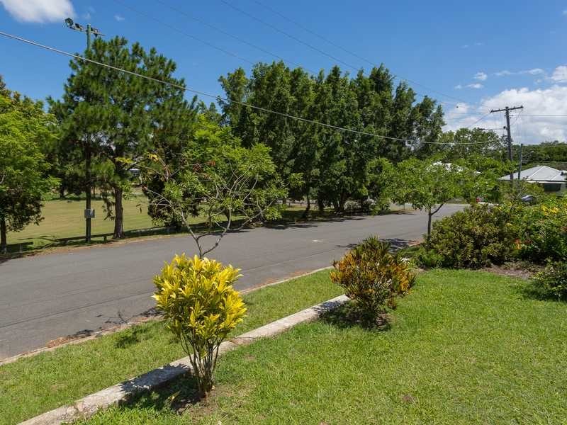 6 Mercer Avenue, Kedron QLD 4031