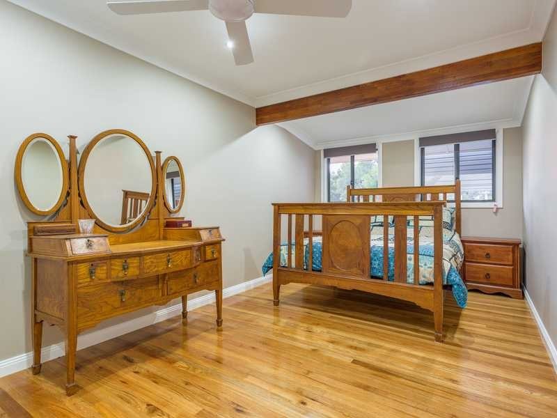 1 Bursaria Court, Everton Hills QLD 4053