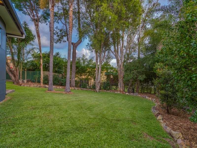 1 Bursaria Court, Everton Hills QLD 4053