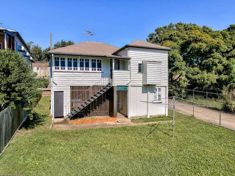 12 Somerset Street, Windsor QLD 4030