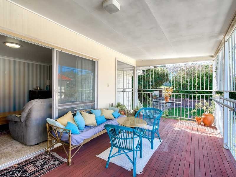 42 Thuruna Street, Stafford QLD 4053