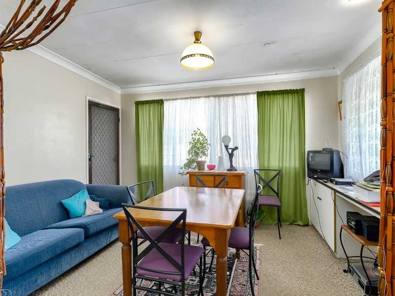 42 Thuruna Street, Stafford QLD 4053