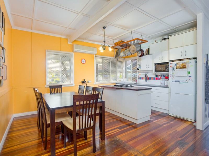 15 Theodore Street, Stafford QLD 4053