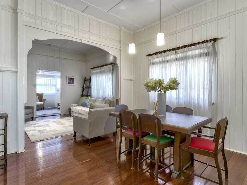 14 Twelfth Ave, Kedron QLD 4031