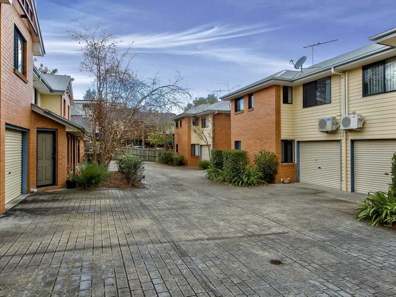 2/51 School Road, Stafford QLD 4053