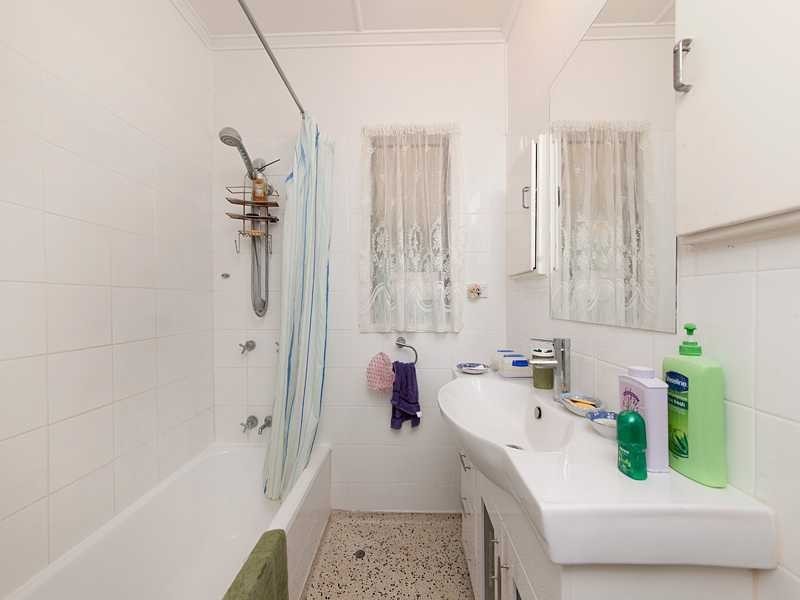 20 Glebe Street, Gordon Park QLD 4031