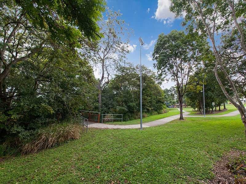 20 Glebe Street, Gordon Park QLD 4031