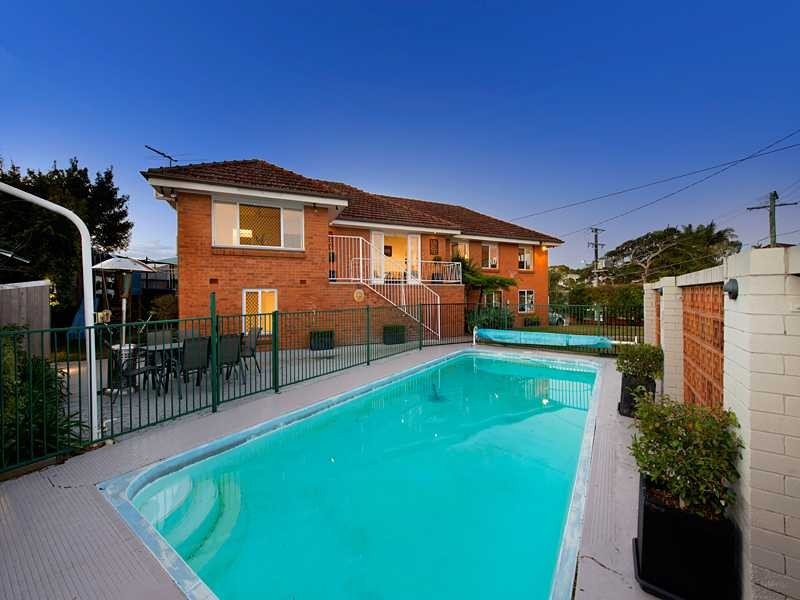 62 Dunedoo Street, Stafford QLD 4053