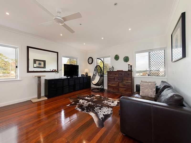 62 Dunedoo Street, Stafford QLD 4053