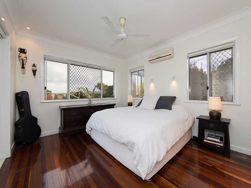 62 Dunedoo Street, Stafford QLD 4053