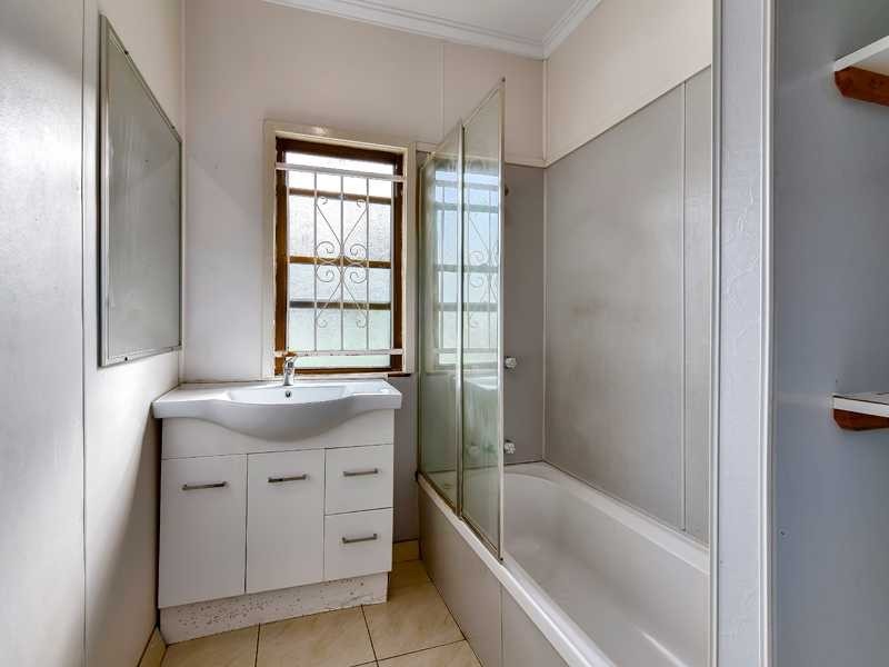 345 Rode Road, Wavell Heights QLD 4012