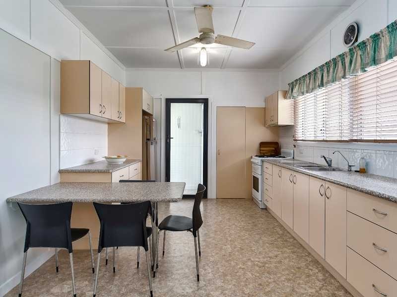 26 Kidgell Street, Stafford QLD 4053