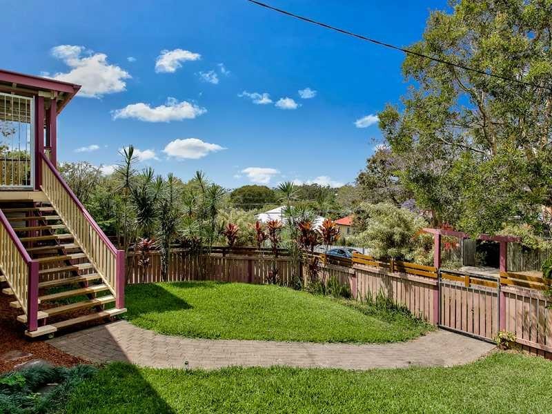 39 Castling Street, Stafford QLD 4053