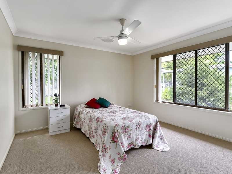 33 Carlyle Road, Boondall QLD 4034