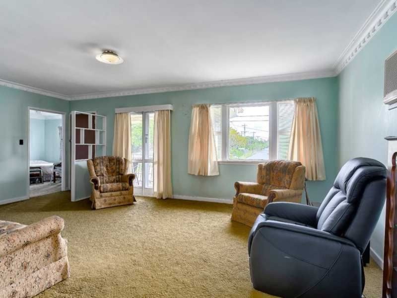 15 Kanangra Street, Stafford QLD 4053