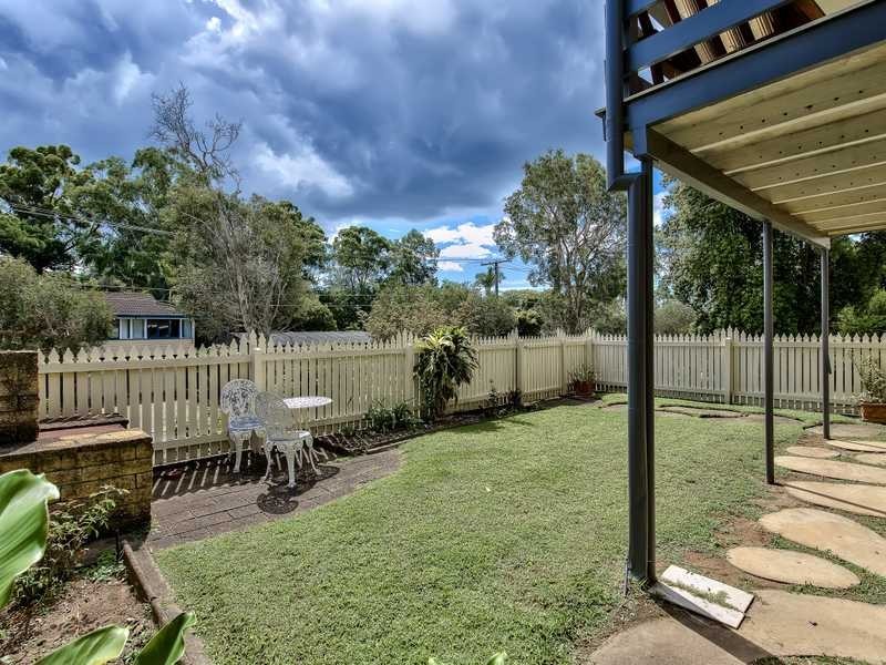 31 Redgrave Street, Stafford Heights QLD 4053